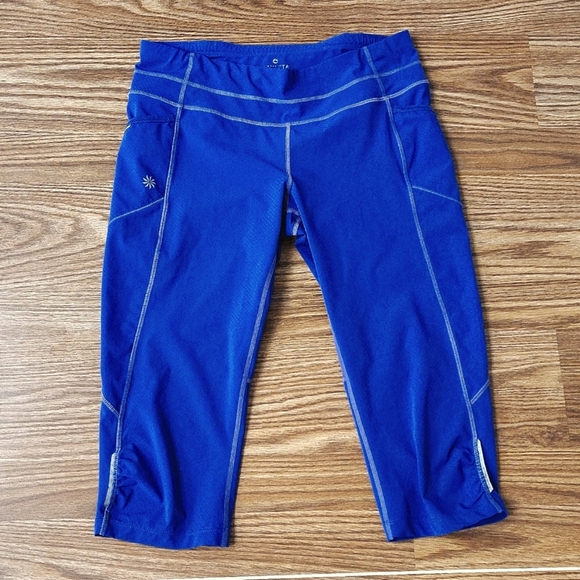 Athleta Ladies Capri Workout Leggings,  Size M,  Royal Purple Workout Capri - Picture 2 of 10
